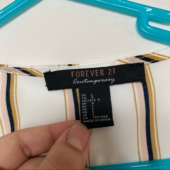 Forever 21 Cute Tie-Up Striped Flowy Blouse - Picture 2 of 4